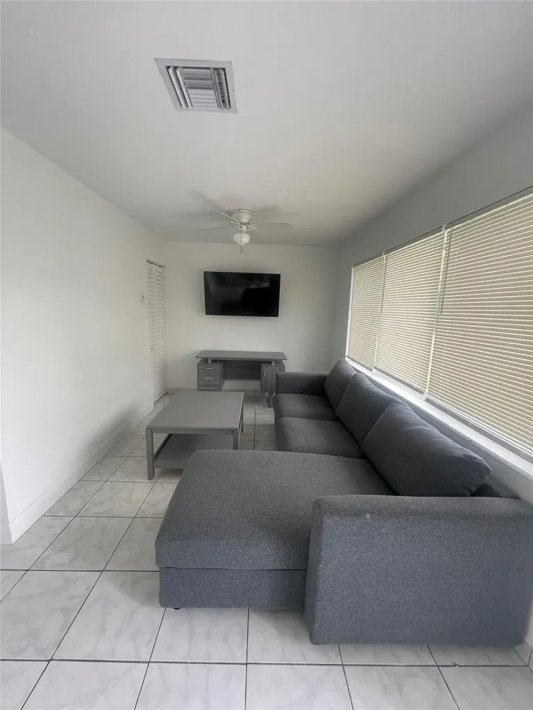 1135 NE 15th Avenue Fort Lauderdale FL
