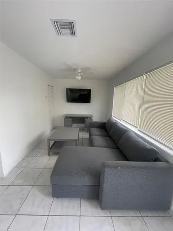 1135 NE 15th Avenue Fort Lauderdale FL