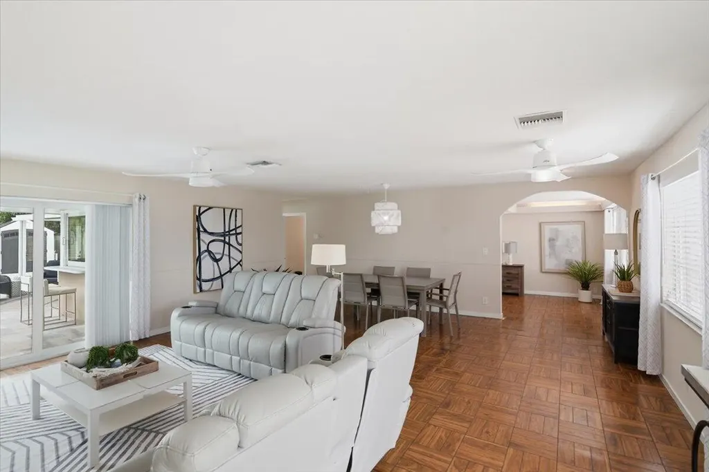 1730 NW 39th Street Oakland Park FL 33309