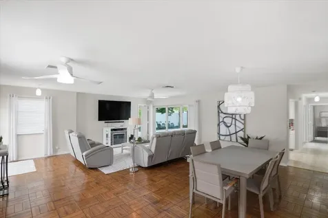 1730 NW 39th Street Oakland Park FL 33309
