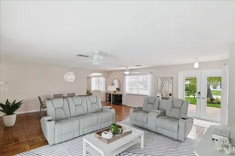1730 NW 39th Street Oakland Park FL 33309