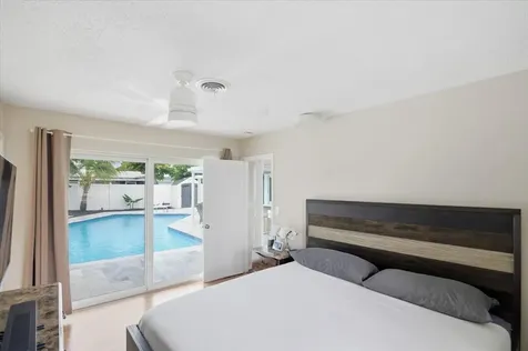1730 NW 39th Street Oakland Park FL 33309