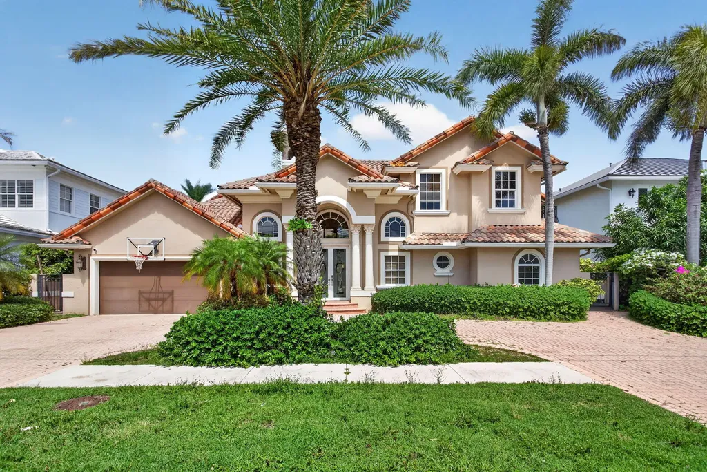 4901 NE 29th Avenue Lighthouse Point FL 33064