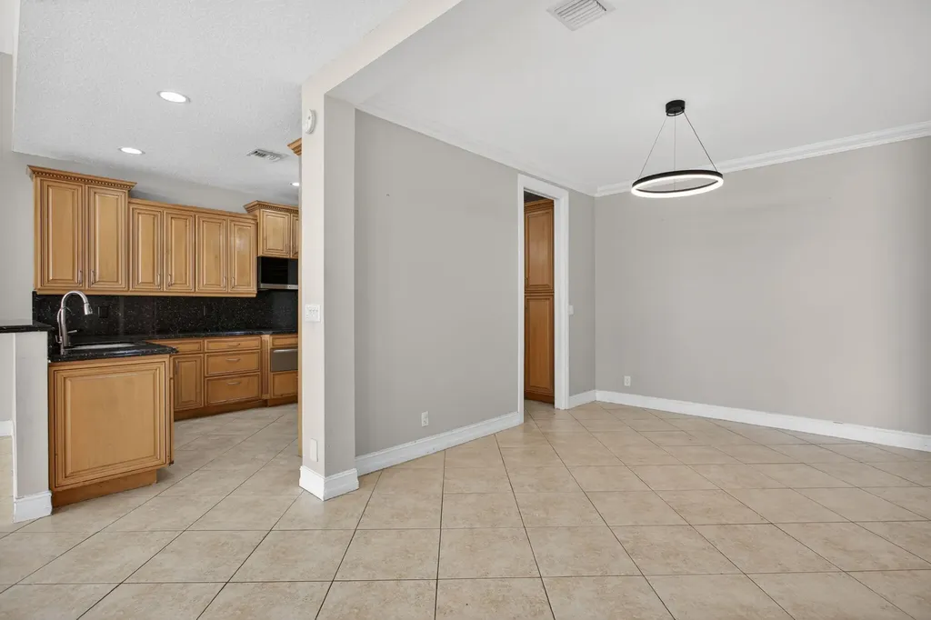 4901 NE 29th Avenue Lighthouse Point FL 33064
