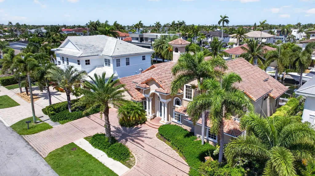 4901 NE 29th Avenue Lighthouse Point FL 33064