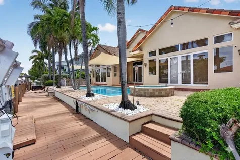 4901 NE 29th Avenue Lighthouse Point FL 33064