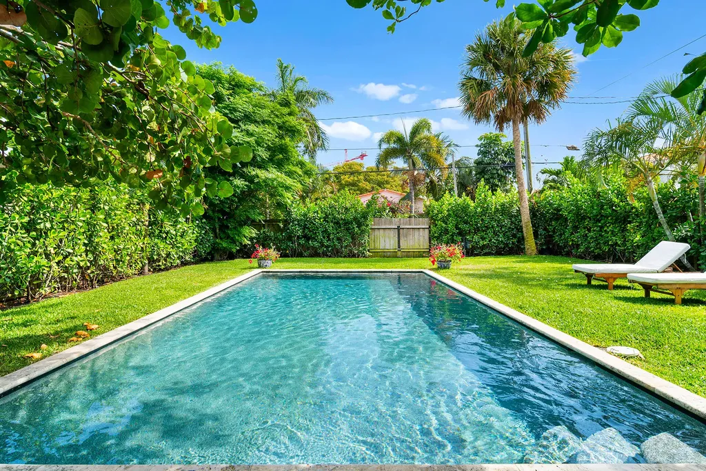 520 W 28th Street West Palm Beach FL 33404