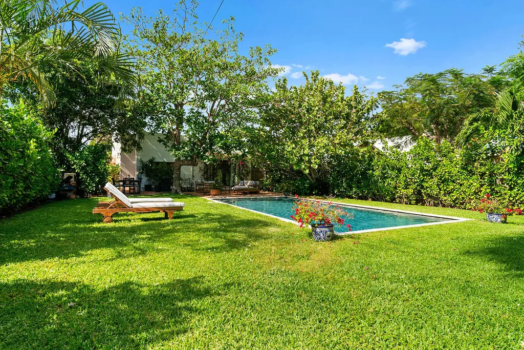 520 W 28th Street West Palm Beach FL 33404
