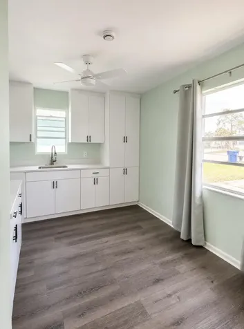 1328 W 6th Street Riviera Beach FL 33404