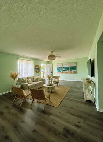1328 W 6th Street Riviera Beach FL 33404