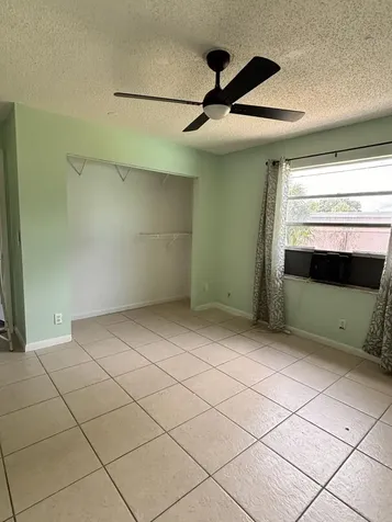 1328 W 6th Street Riviera Beach FL 33404