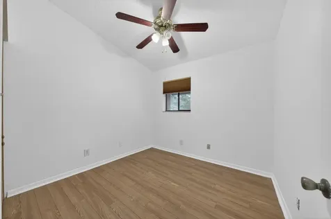 5182 S University Drive Davie FL 33328