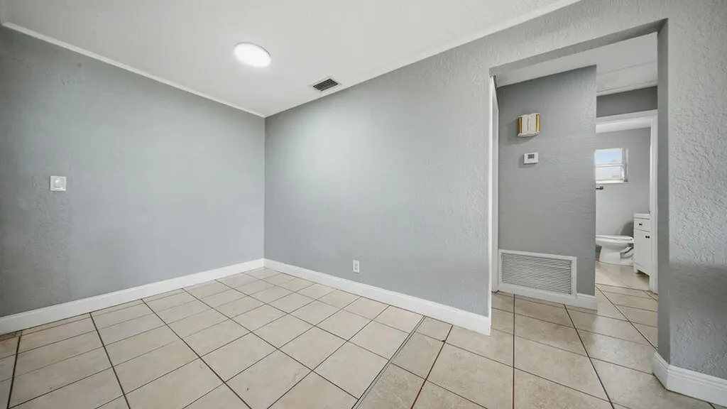 4681-4685 SW 43rd Terrace Fort Lauderdale FL 33314