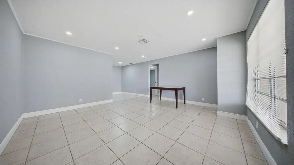 4681-4685 SW 43rd Terrace Fort Lauderdale FL 33314
