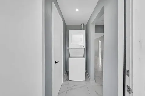 4681-4685 SW 43rd Terrace Fort Lauderdale FL 33314