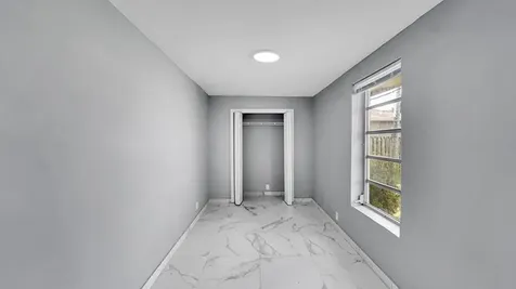 4681-4685 SW 43rd Terrace Fort Lauderdale FL 33314