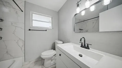 4681-4685 SW 43rd Terrace Fort Lauderdale FL 33314