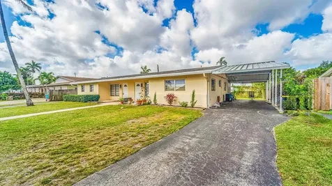 4681-4685 SW 43rd Terrace Fort Lauderdale FL 33314