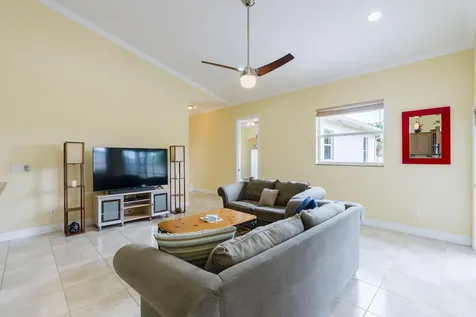 2301 SW Vale Port St Lucie FL 34953