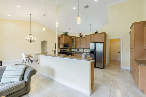 2301 SW Vale Port St Lucie FL 34953