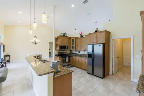 2301 SW Vale Port St Lucie FL 34953