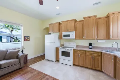 2301 SW Vale Port St Lucie FL 34953