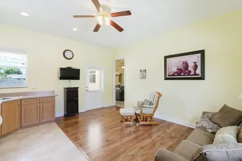 2301 SW Vale Port St Lucie FL 34953