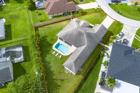 2301 SW Vale Port St Lucie FL 34953