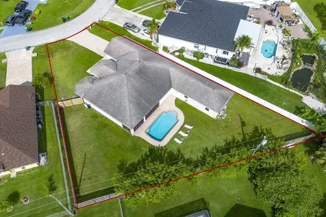 2301 SW Vale Port St Lucie FL 34953