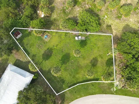 1130 SW 3rd Court Court SW Vero Beach FL 32962