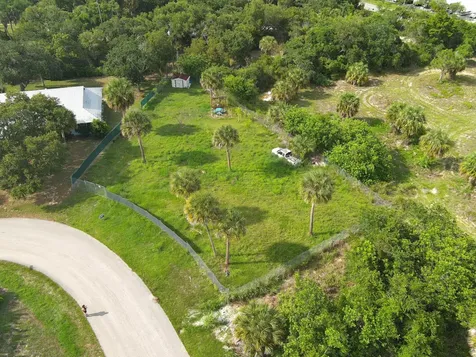 1130 SW 3rd Court Court SW Vero Beach FL 32962