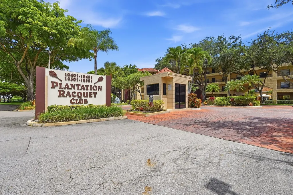 10501 W Broward Boulevard Plantation FL 33324
