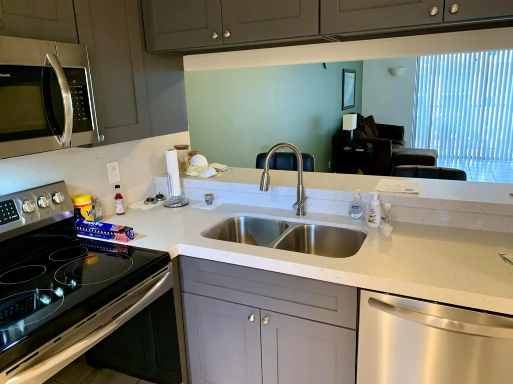 10501 W Broward Boulevard Plantation FL 33324