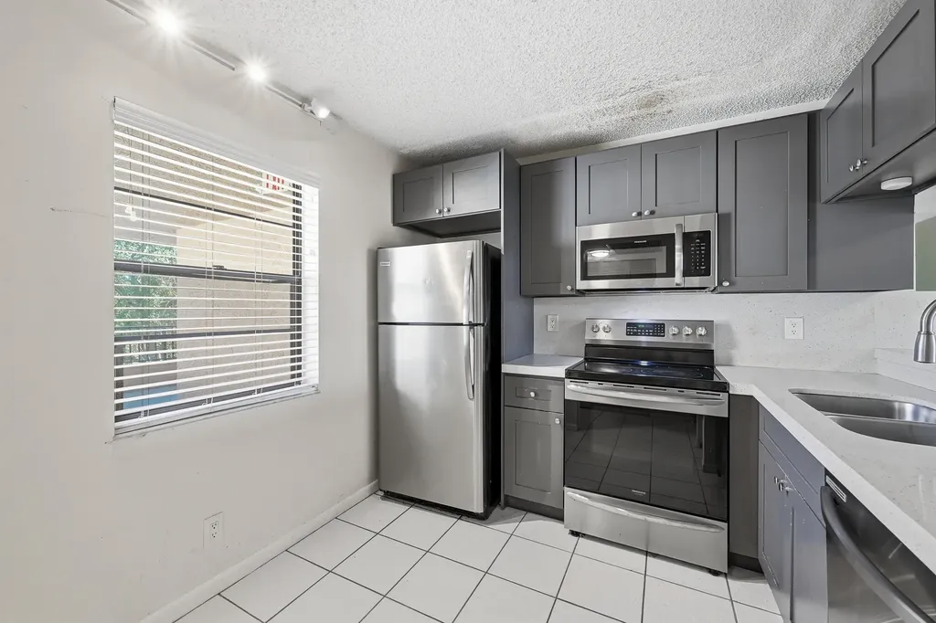 10501 W Broward Boulevard Plantation FL 33324