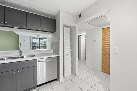 10501 W Broward Boulevard Plantation FL 33324