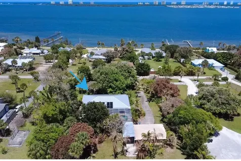 105 Sheridan Lane Jensen Beach FL 34957