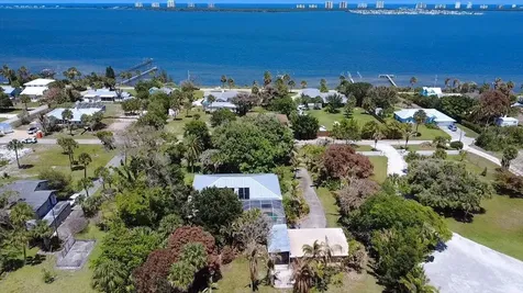 105 Sheridan Lane Jensen Beach FL 34957