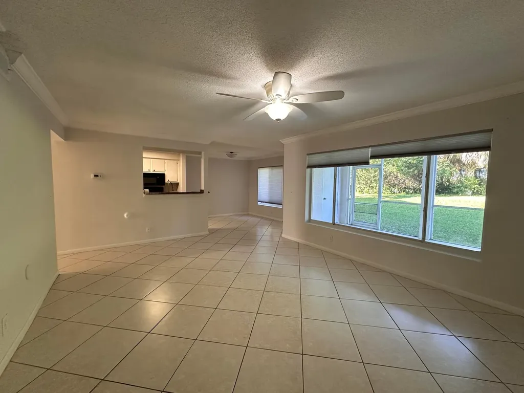 815 W Boynton Beach Boulevard Boynton Beach FL 33426