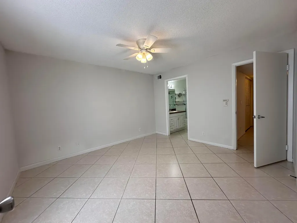 815 W Boynton Beach Boulevard Boynton Beach FL 33426