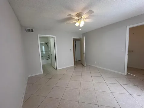 815 W Boynton Beach Boulevard Boynton Beach FL 33426