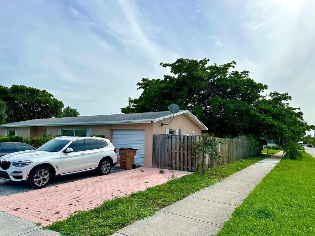 1417 SE 3rd Terrace Deerfield Beach FL 33441