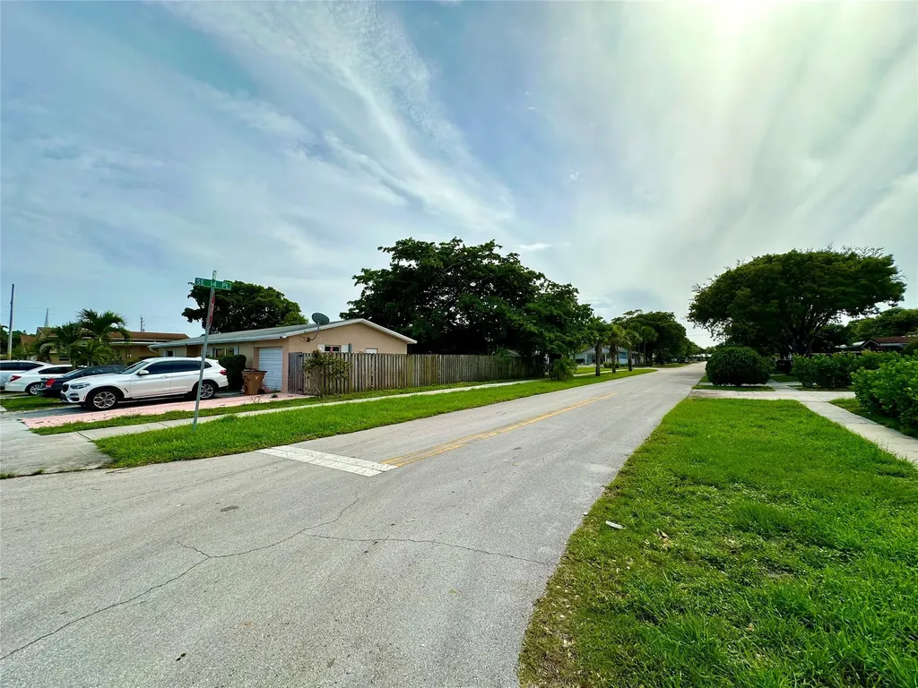 1417 SE 3rd Terrace Deerfield Beach FL 33441