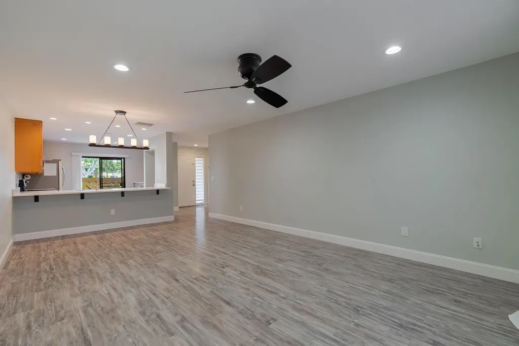 12989 Odessa Trail Wellington FL 33414