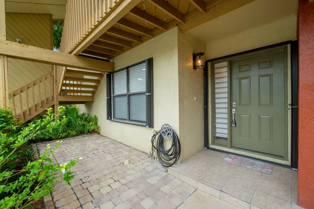 12989 Odessa Trail Wellington FL 33414