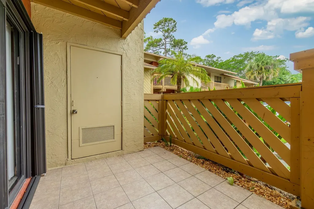 12989 Odessa Trail Wellington FL 33414