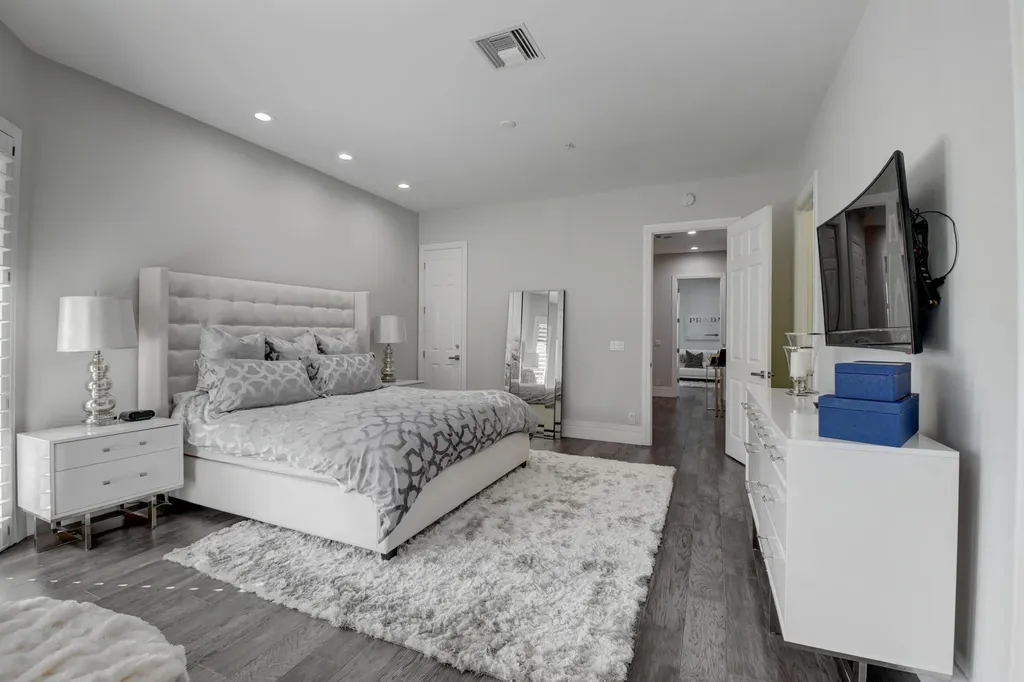 921 Osceola Drive Boca Raton FL 33432