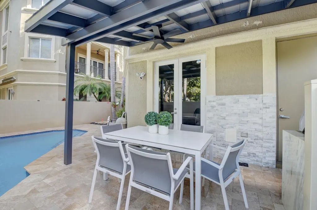921 Osceola Drive Boca Raton FL 33432