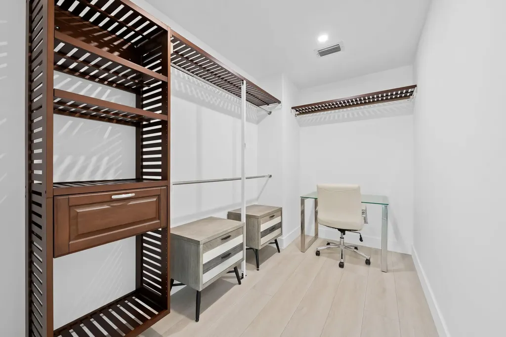 1532 NE 17th Avenue Fort Lauderdale FL 33304