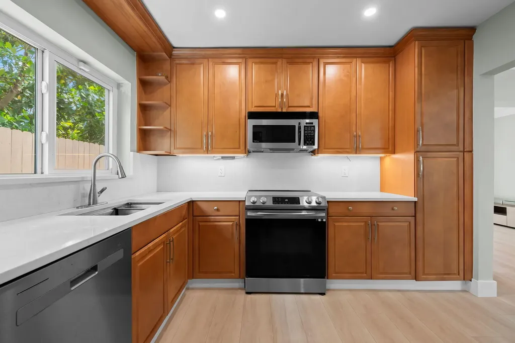 1532 NE 17th Avenue Fort Lauderdale FL 33304