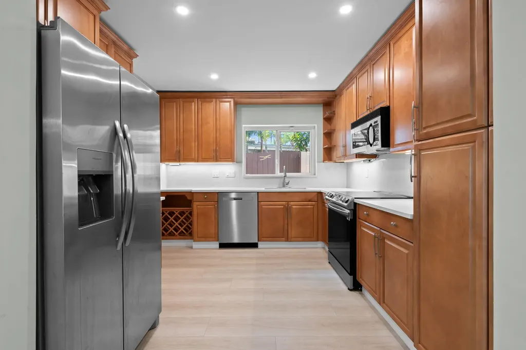 1532 NE 17th Avenue Fort Lauderdale FL 33304